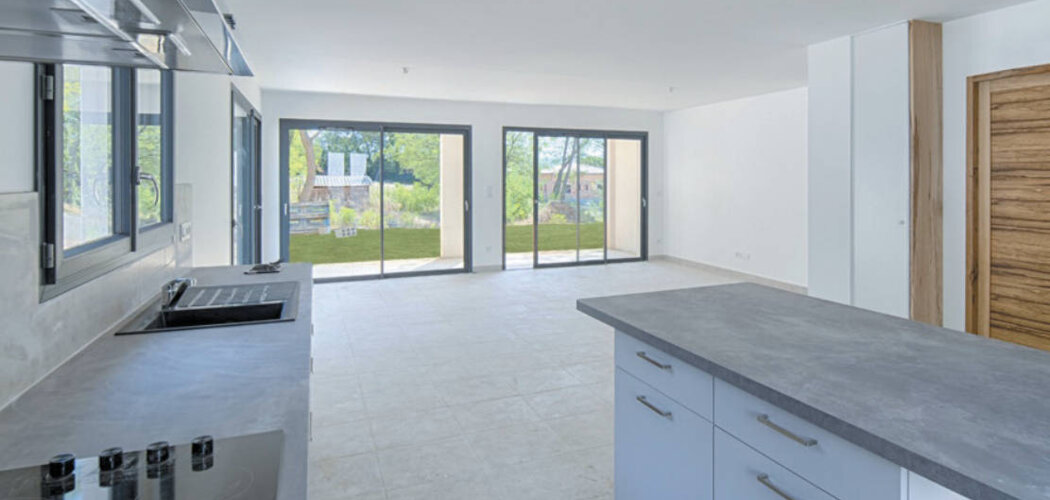 Programme immobilier neuf la patio de l'arbousier - Langlade : logements neufs T2–T3 avec piscine et jardin près de Nîmes (30980) - Référence : 11678
